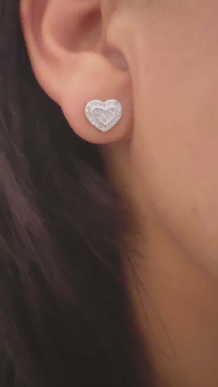 Load and play video in Gallery viewer, Silver Heart Earrings
